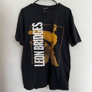 Leon Bridges “Gold-Diggers Sound” Tour Shirt